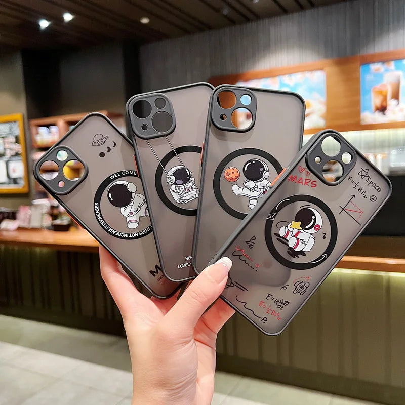Cartoon Astronaut For Magsafe Wireless Charger Case For iPhone 14 13 12 15 Pro Max Plus 11 Matte Hard Acrylic Phone Cover- GOODSPLACE